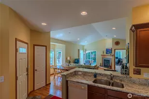 2505 Elmont Ct, Bellingham, WA 98229 - Photo 14