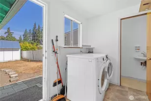9801 Kenwood Dr SW, Lakewood, WA 98498 - Photo 12