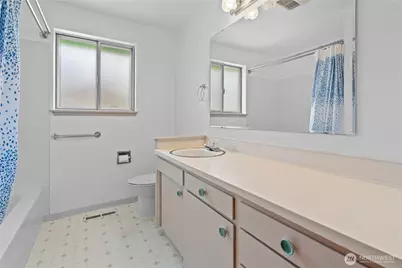 9801 Kenwood Drive SW, Lakewood, WA 98498 - Photo 10