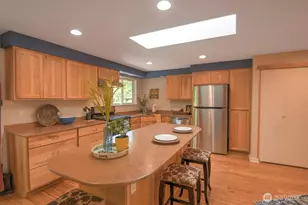 1112 Henry St SE, Olympia, WA 98501 - Photo 10
