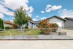 809 SE Tamarack St, College Place, WA 99324 - Photo 2