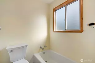 2401 NW Finn Hill Rd, Poulsbo, WA 98370 - Photo 24