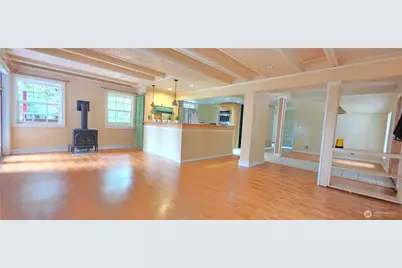 890 W Wynwood Drive, Shelton, WA 98584 - Photo 2