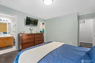 19306 75th Street E, Bonney Lake, WA 98391 - Photo 18