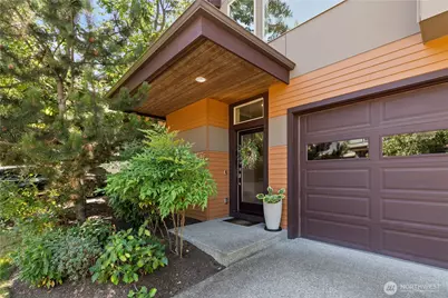 13521 SE 81st Place, Newcastle, WA 98059 - Photo 2