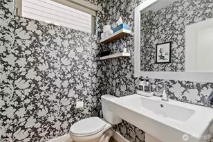 13521 SE 81st Pl, Newcastle, WA 98059 - Photo 14