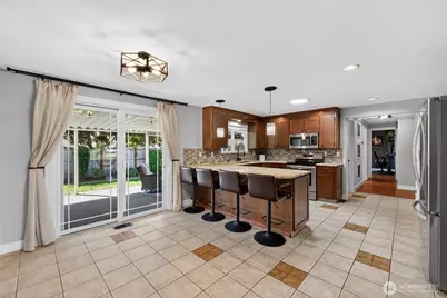3110 15th Street Pl SW, Puyallup, WA 98373 - Photo 10
