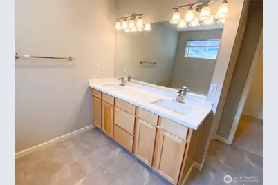10769 221st Lane NE, Redmond, WA 98053 - Photo 6