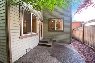 10769 221st Ln NE, Redmond, WA 98053 - Photo 18