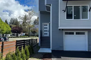 13243 Ambaum Blvd SW, Burien, WA 98146 - Photo 2
