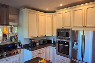 7652 East Green Lake Dr N, Seattle, WA 98103 - Photo 4