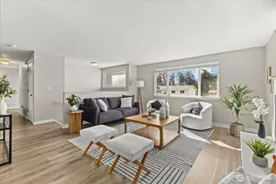 720 NW Hyak Dr, Oak Harbor, WA 98277 - Photo 4