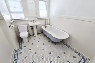 5262 15th Ave NE, Seattle, WA 98105 - Photo 22