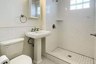5262 15th Ave NE, Seattle, WA 98105 - Photo 10