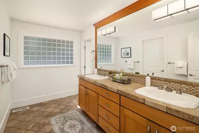 4859 86th Avenue SE, Mercer Island, WA 98040 - Photo 16