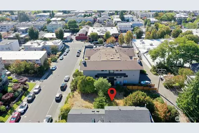527 Maple Street, Edmonds, WA 98020 - Photo 4