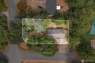 1447 Christine Lane, Camano Island, WA 98282 - Photo 4