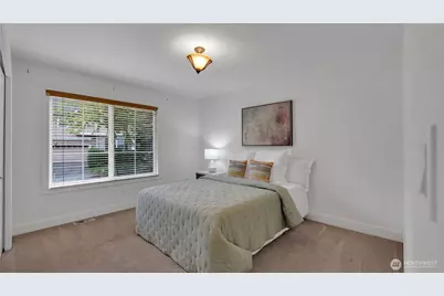 1965 16th Court NE, Issaquah, WA 98029 - Photo 18