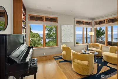 2481 Perkins Lane W, Seattle, WA 98199 - Photo 10