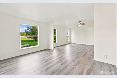 2902 S 90th Avenue, Yakima, WA 98903 - Photo 16