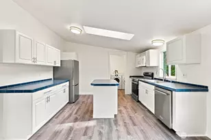 2902 S 90th Ave, Yakima, WA 98903 - Photo 10