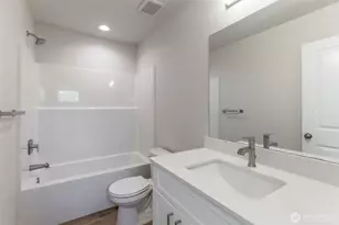 3330 58th Ave NE, Tacoma, WA 98422 - Photo 4