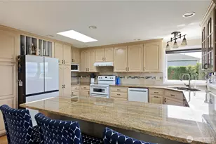 4104 Scatchet View Dr, Clinton, WA 98236 - Photo 8
