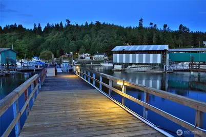 4104 Scatchet View Drive, Clinton, WA 98236 - Photo 36