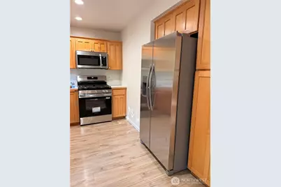 9506 10th Avenue E, Tacoma, WA 98445 - Photo 4
