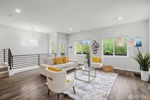 311 207th St SE, Bothell, WA 98012 - Photo 10