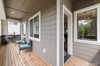 311 207th Street SE, Bothell, WA 98012 - Photo 12