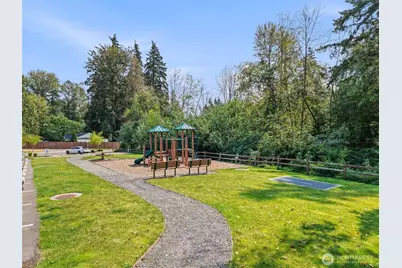 311 207th Street SE, Bothell, WA 98012 - Photo 26