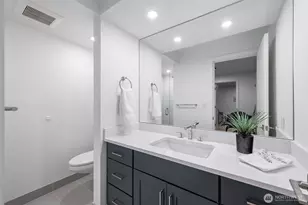 100 Ward St, Seattle, WA 98109 - Photo 10