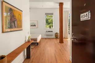 81 Vine St, Seattle, WA 98121 - Photo 26