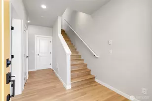 23336 Franklin Cir, Black Diamond, WA 98010 - Photo 2