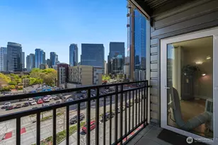 699 John St, Seattle, WA 98109 - Photo 18