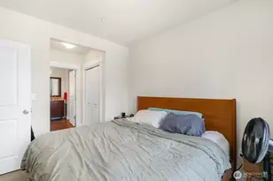 699 John St, Seattle, WA 98109 - Photo 12