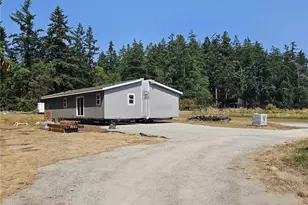 4063 Lambourn Ln, Oak Harbor, WA 98277 - Photo 8