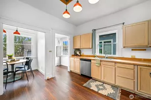 905 E Maple St, Bellingham, WA 98225 - Photo 14