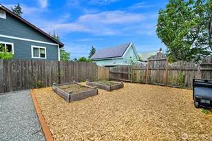 905 E Maple St, Bellingham, WA 98225 - Photo 30