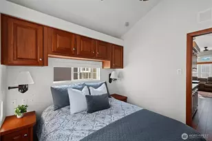 4751 Birch Bay Lynden, Blaine, WA 98230 - Photo 18