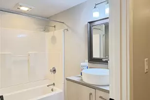 11006 83 Ave NE, Kirkland, WA 98034 - Photo 10