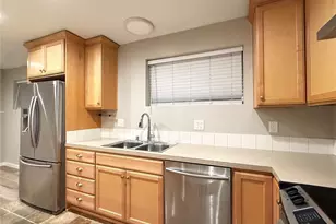 11006 83 Ave NE, Kirkland, WA 98034 - Photo 6
