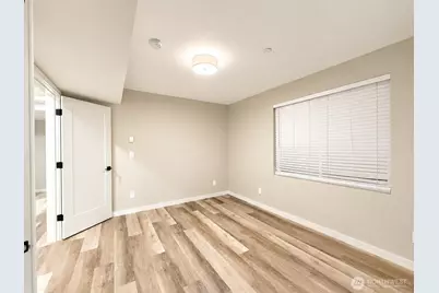 11006 83 Avenue NE #B, Kirkland, WA 98034 - Photo 14