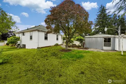 15852 7th Avenue SW, Seattle, WA 98166 - Photo 24