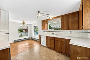 15852 7th Ave SW, Seattle, WA 98166 - Photo 10