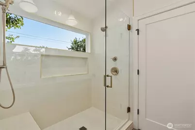 8148 13th Avenue SW, Seattle, WA 98106 - Photo 24