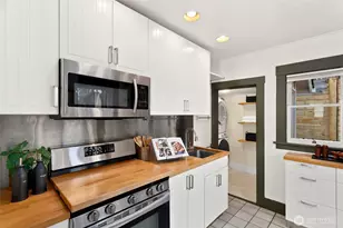 917 NE 72nd St, Seattle, WA 98115 - Photo 8