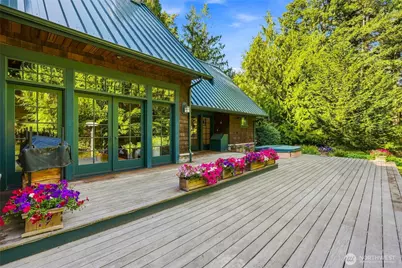 6887 Lakewood Park Lane, Anacortes, WA 98221 - Photo 8