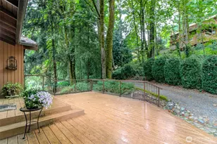 4917 145th Ave SE, Bellevue, WA 98006 - Photo 2